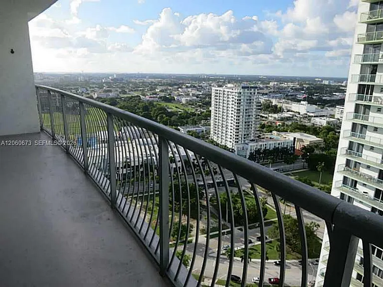 1750 N Bayshore Dr #2909 — Photo 13