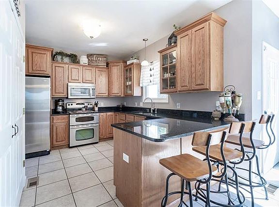 3rd image of 13118 Golden Brook Ln