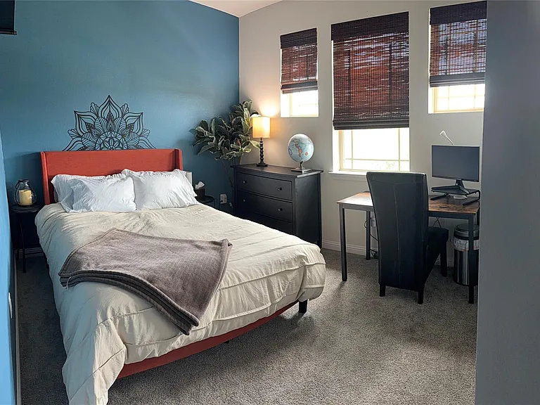 8306 Mandela Bnd — Photo 34