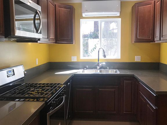 4th image of 22362 Welby Way