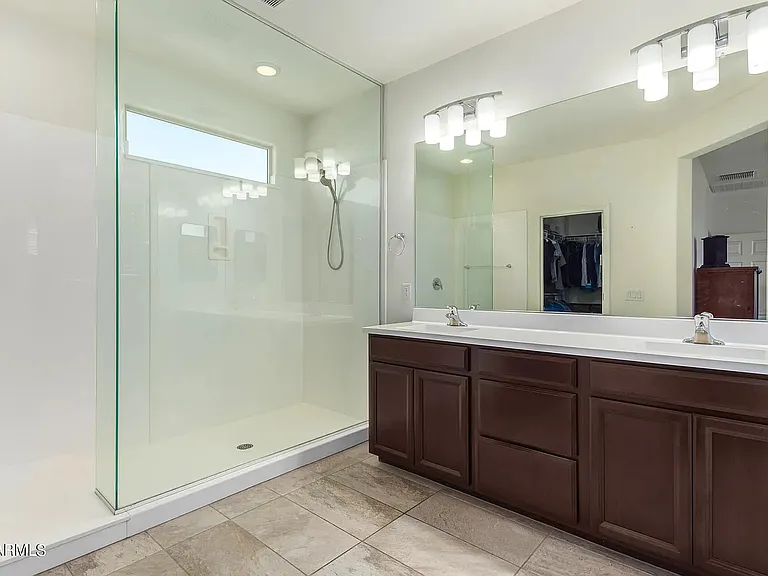 8563 E Osage Ave — Photo 7