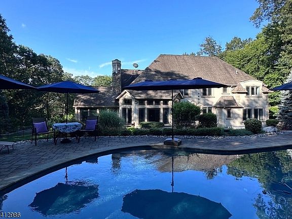 4th image of 127 Waughaw Rd