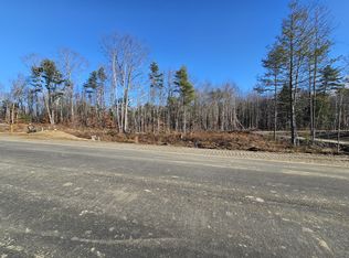 15 Eastern Dr, Gorham, ME 04038