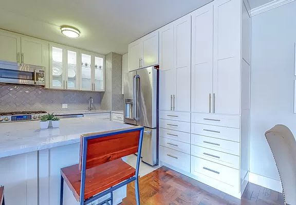 3rd image of 500 E 83rd St APT 10L