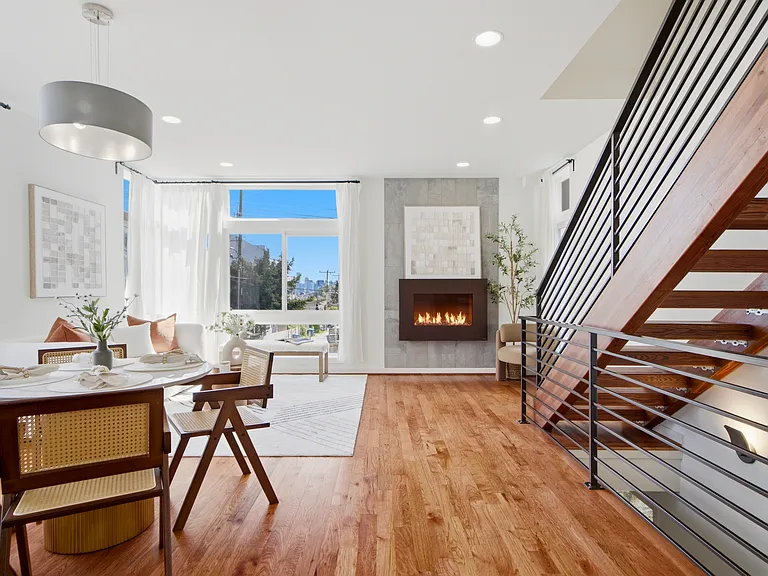 4106B Linden Ave N #B — Photo 8