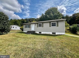 2223 Gablehammer Rd, Westminster, MD 21157