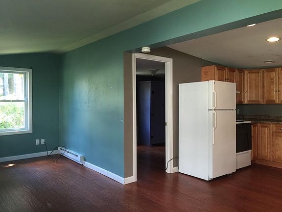 Living Room/Kitchen