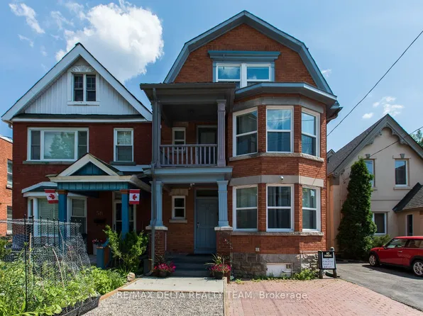 60 3rd Ave #2, Ottawa, ON K1S 2J8