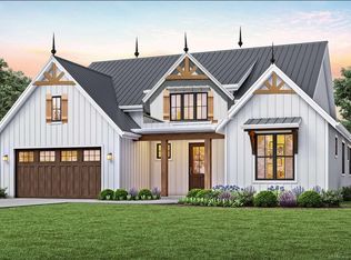 104 Black Pine Trl, Houghton Lake, MI 48629