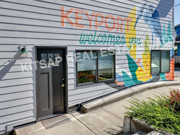 15449 Washington Ave NE #101, Keyport, WA 98345