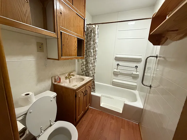 853 Vassar Dr — Photo 8