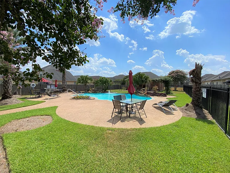 20916 Sunrise Pine View Ln — Photo 35