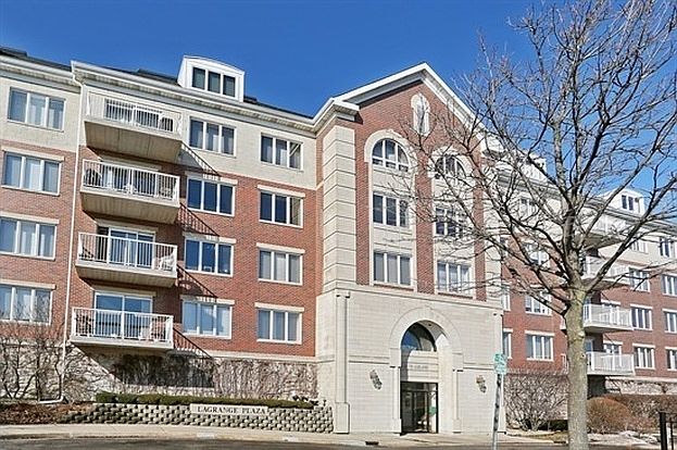 1st image of 14 S Ashland Ave APT 401