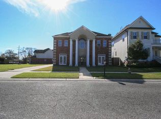 1904 Demosthenes St, Metairie, LA 70005
