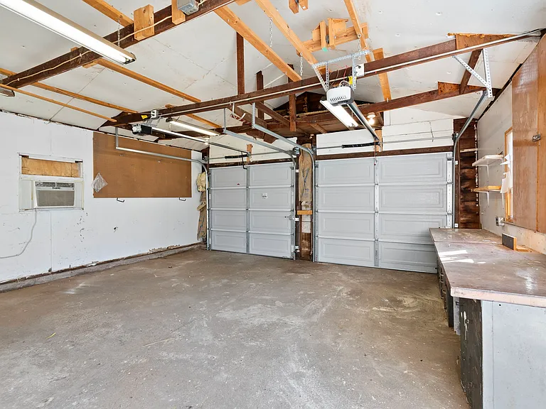 310 Aubuchon St — Photo 32