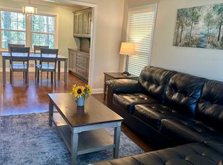2462 Helmsdale Dr, Atlanta, GA 30345