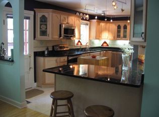 206 Oxford Rd, Williamsburg, VA 23185