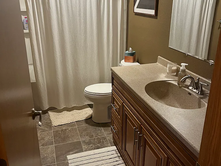 8621 Harrington Dr NE — Photo 15