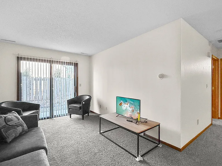 Trailside Apartments — Photo 7