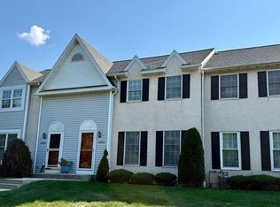2814 Kingston Dr, Reading, PA 19608