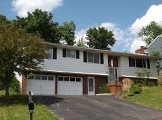 804 Madeline Dr, Endicott, NY 13760