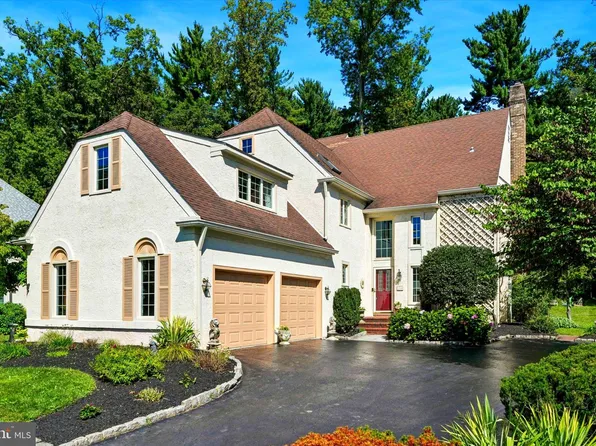 234 Trianon Ln, Villanova, PA 19085