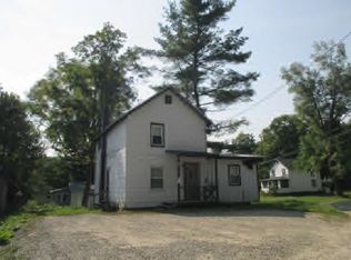 68 Rose Hill Rd, Lake Como, PA 18437