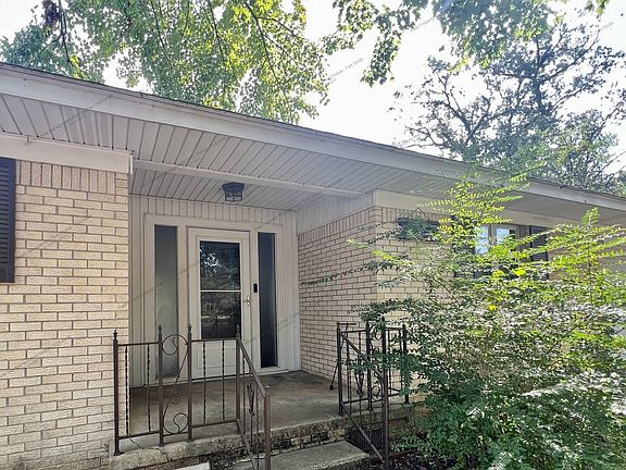 2nd image of 7121 S R St