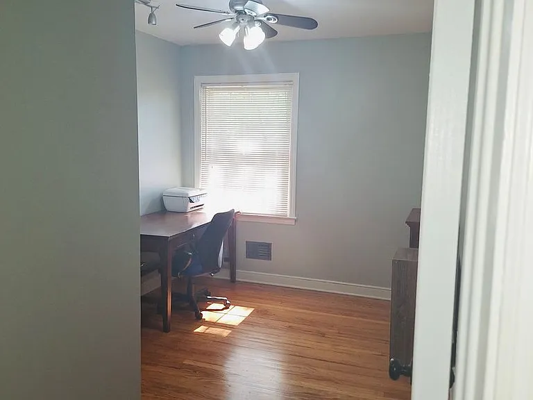 755 Cross Hill Rd — Photo 27