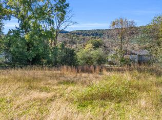 704 Ray Ln, Hixson, TN 37343