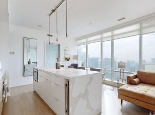 1 Bloor St E #4406, Toronto, ON