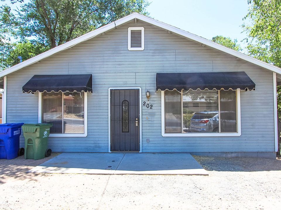 1st image of 202 S Robinson Dr #2
