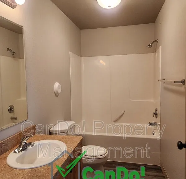2866 Hunters Loop #202 — Photo 15