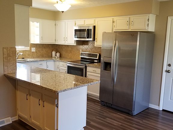 new granite/SS appliances
