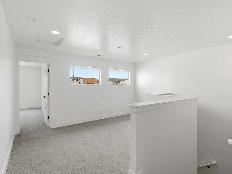 5690 S Weehawken Ln — Photo 20