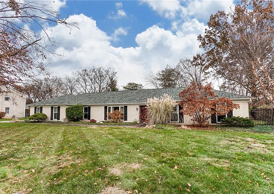 1st image of 6650 Carinthia Dr