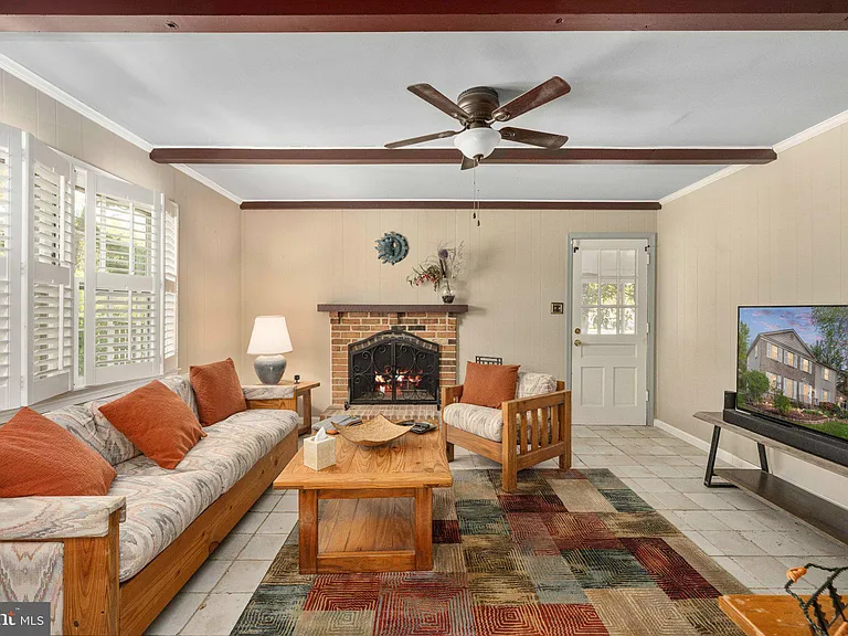6917 Stoneybrooke Ln — Photo 38
