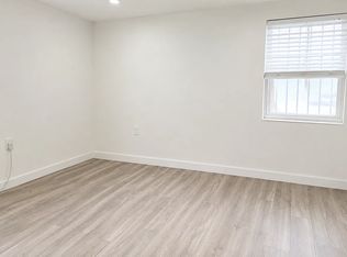 2337 33rd Ave Floor 1, Astoria, NY 11106