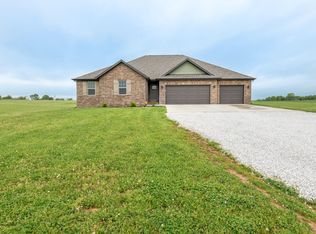 153 Southern Fields Cir, Clever, MO 65631