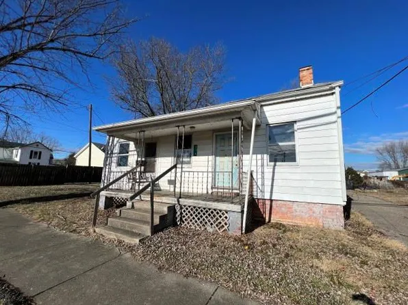 216 W Main St, Oak Hill, OH 45656