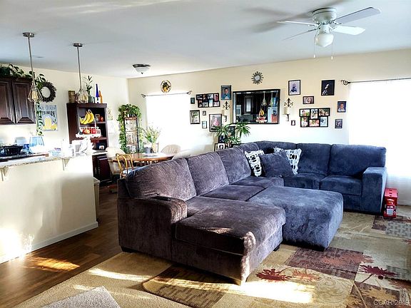 3rd image of 3881 Hartvickson Ln