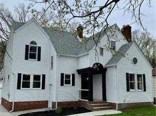 6294 Chestnut Rd, Independence, OH 44131