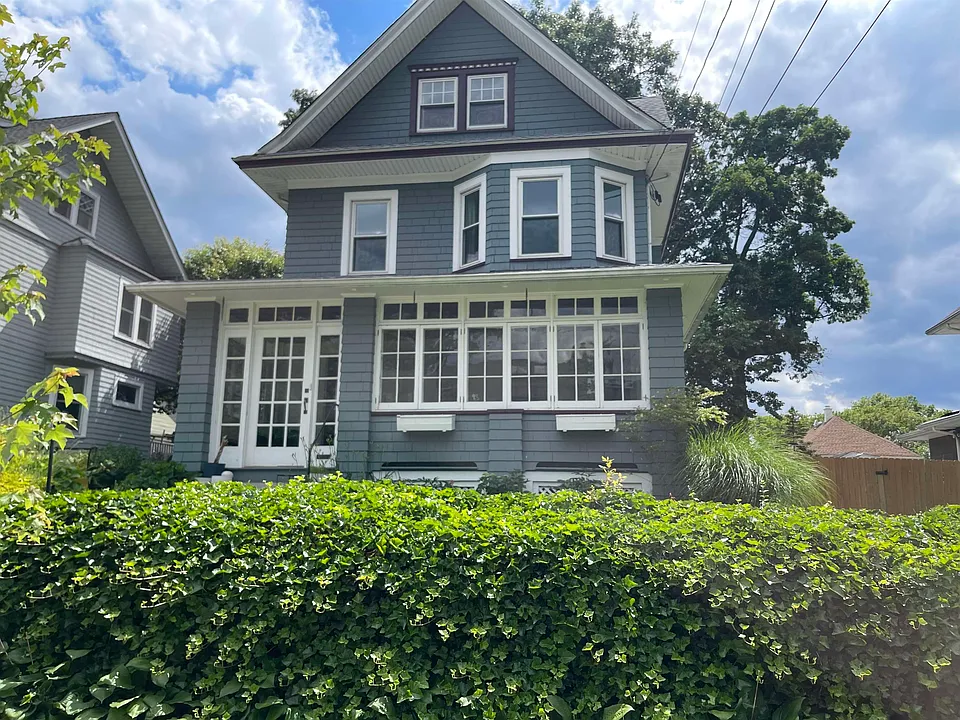 5 Saint Clair Ave