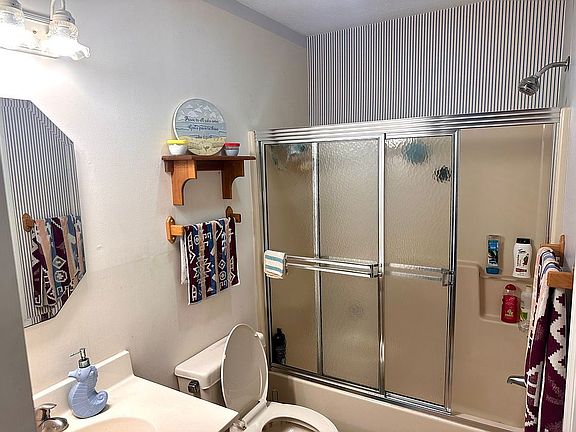 5th image of 4278 Pinehurst Cir Unit W2