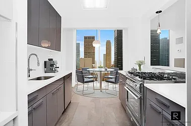 Rented by R New York