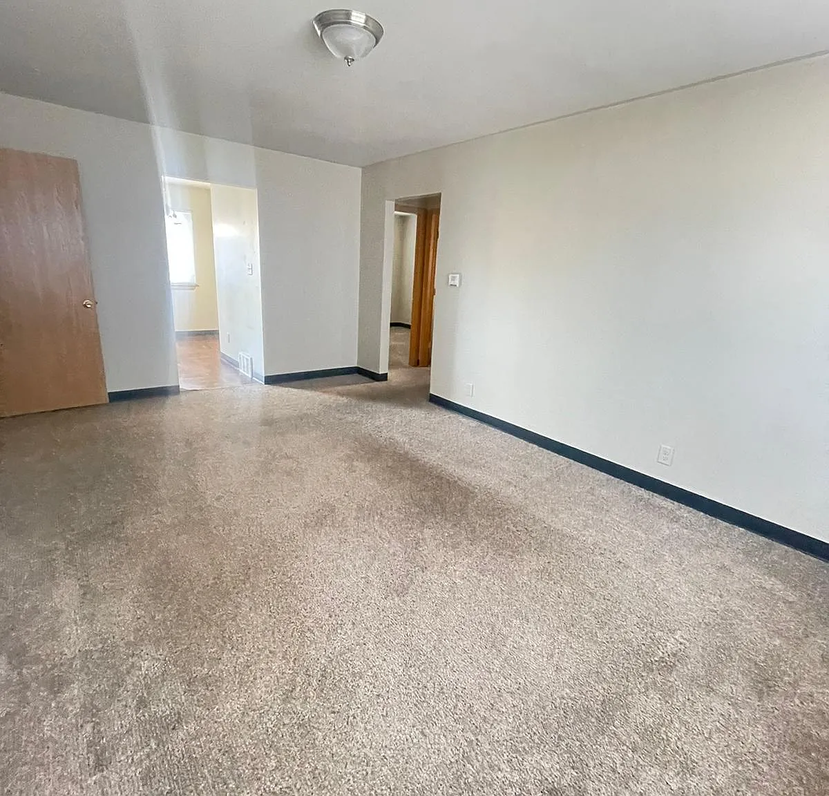 9000 West Carmen Avenue - 2 — Photo 2