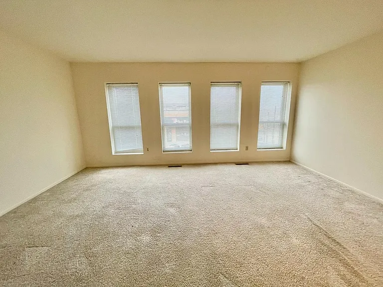 Unit Photo