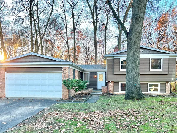 6514 Marlow St, Portage, MI 49024