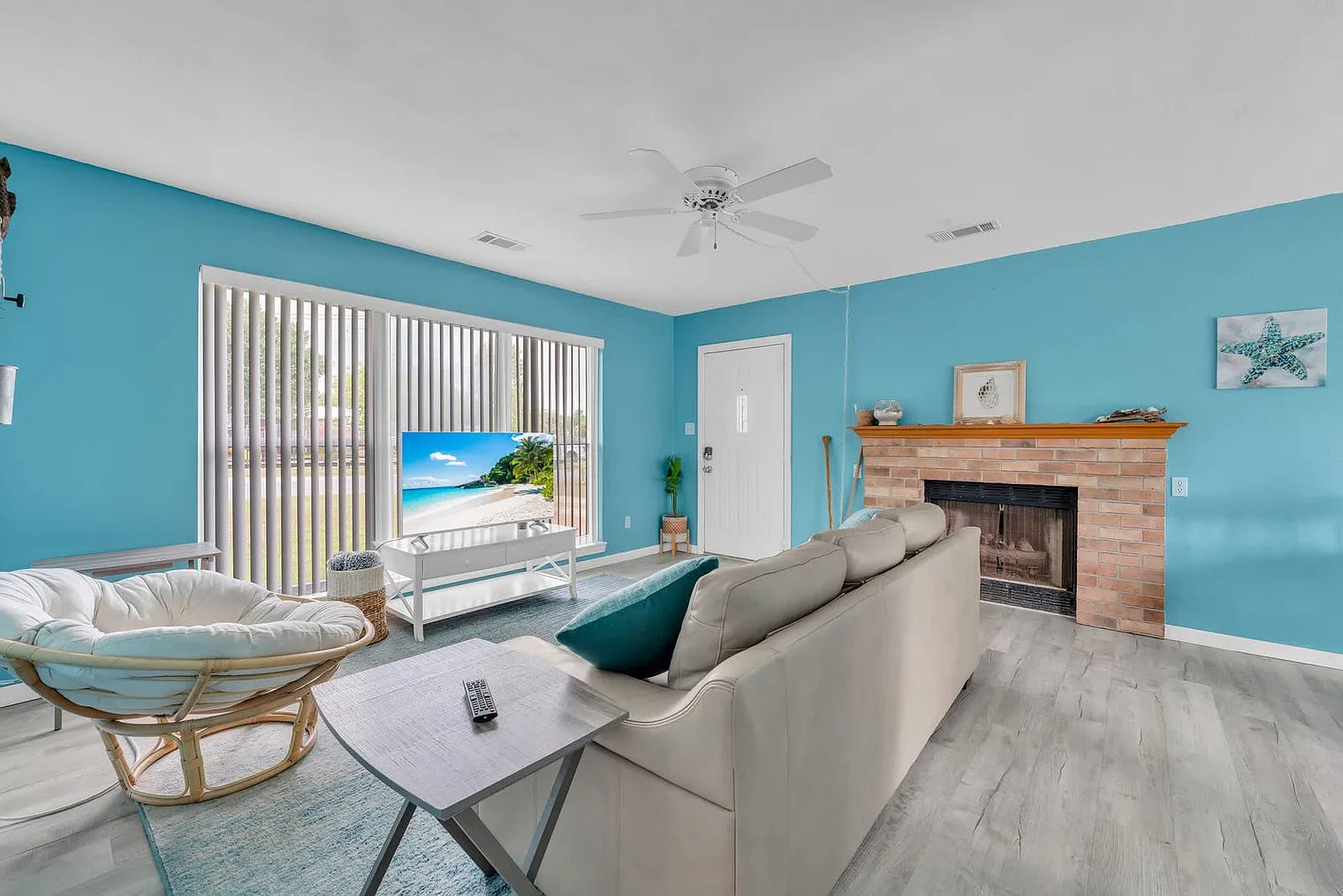 2 bed, 1.0 bath, 1108 sqft, $2,887 — Photo 4