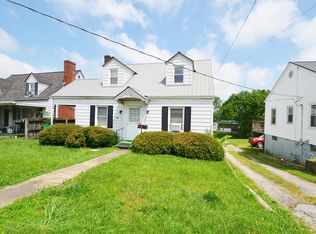 555 Mooreland Ave, Harrodsburg, KY 40330